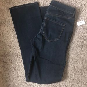Old Navy Women’s Dark Wash Boot Cut Jeans Size 2